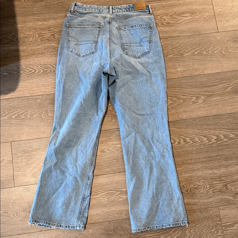 American Eagle Curvy 90s Bootcut Light Blue Flared Open Ankle Jeans - Picture 9 of 11